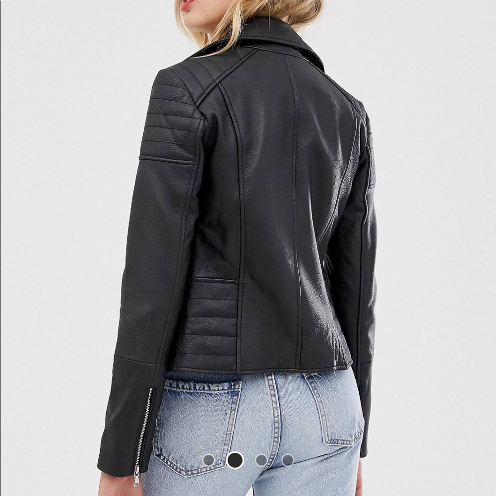 Leather jacket - Picture 2 of 6